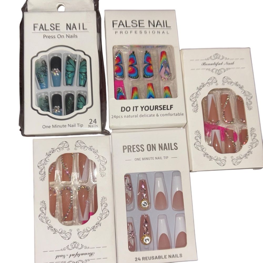 New Fake Nails Almond Full 5 boxes.